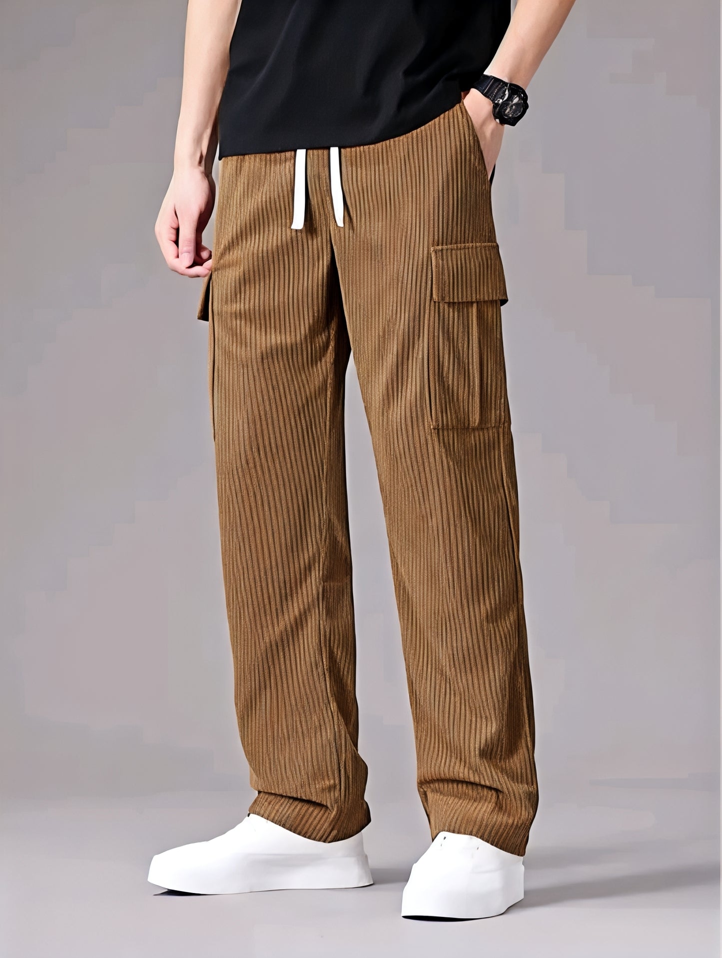 Men's premium cargo pants brown.